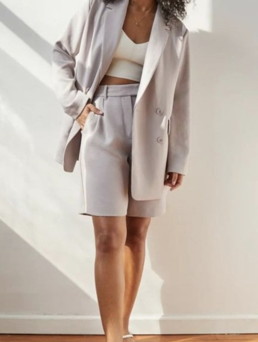 Aritzia Wilfred Limerick Pleated Bermuda Short, Long, Size 2
